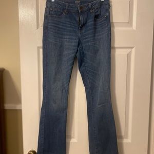 Ana Bootcut Jeans